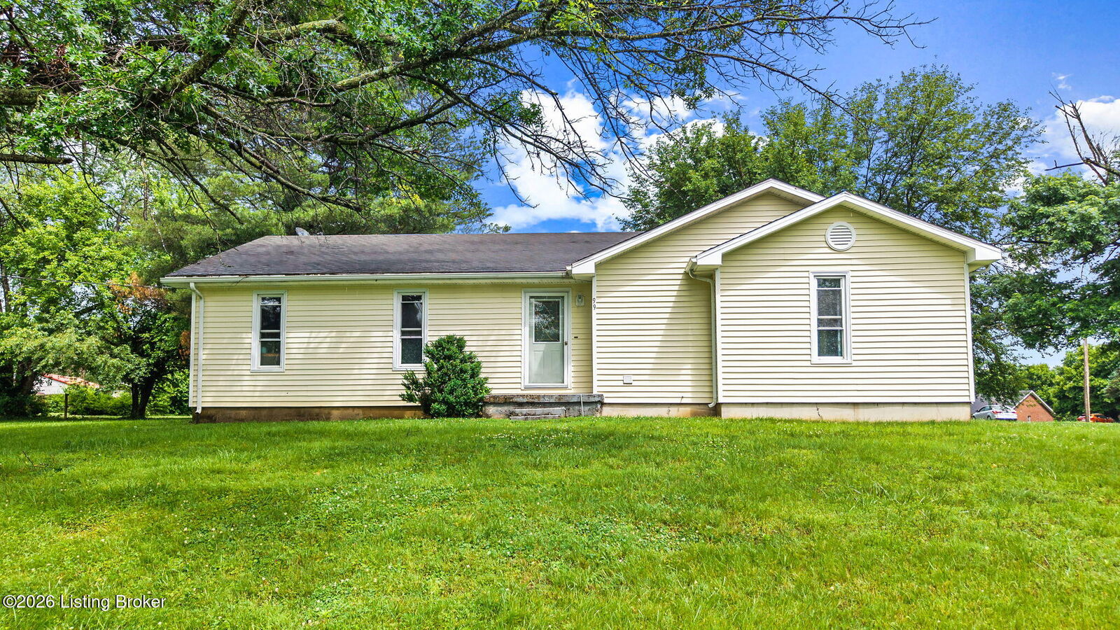 Property Photo:  99 Olympia Dr  KY 40004 