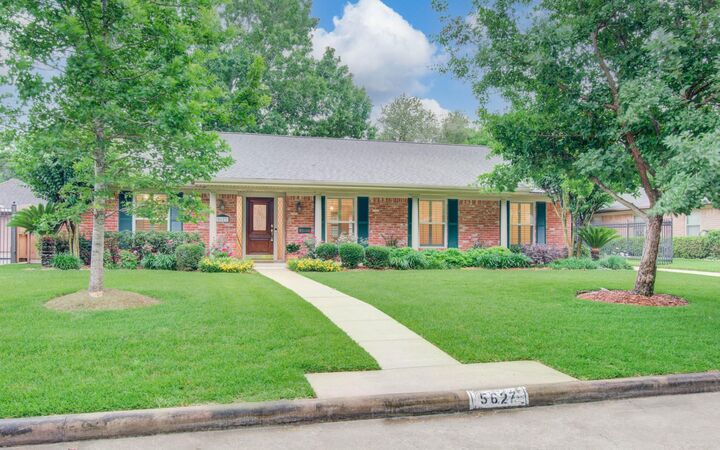 Property Photo:  5627 Sylmar Road  TX 77081 