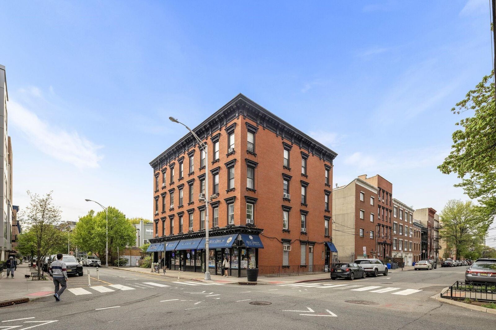 Property Photo:  450 1st St 5  NJ 07030 