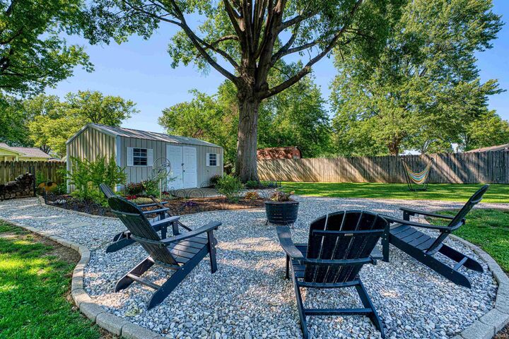 Property Photo:  2320 Saratoga Drive  IN 47715 