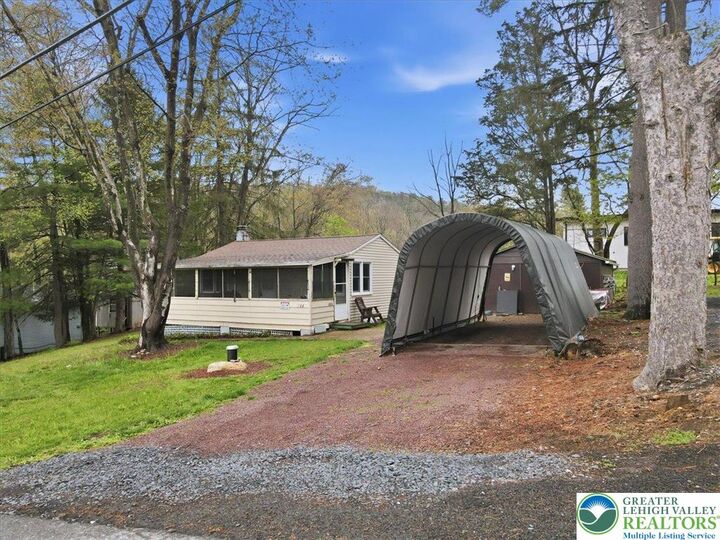 Property Photo:  204 Richard Lane  PA 18058 