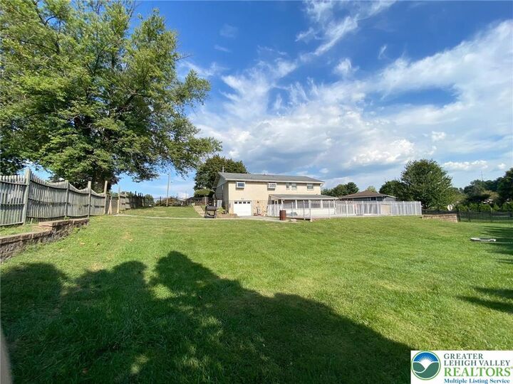Property Photo:  3979 Kenrick Drive  PA 18020 