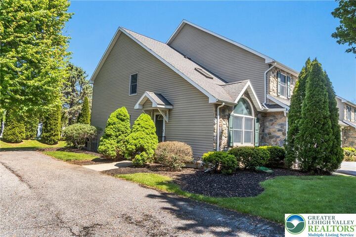 Property Photo:  3171 Rachel Drive  PA 18020 