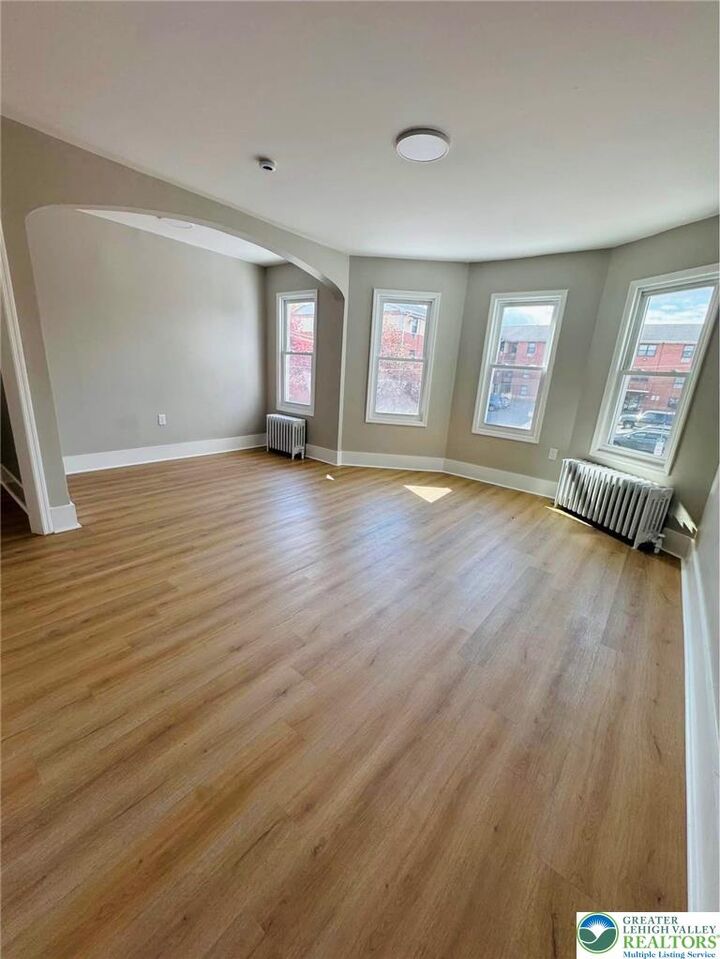Property Photo:  1343 Washington 2  PA 18042 