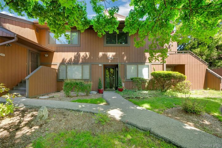 Property Photo:  267 Martling Avenue  NY 10591 