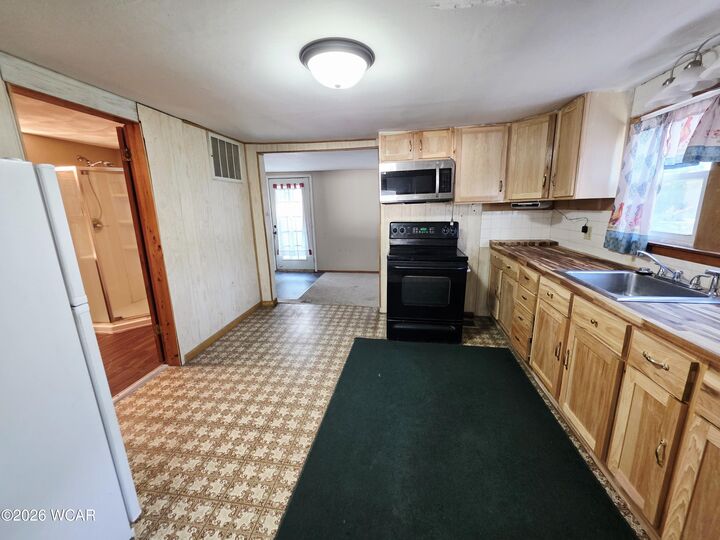 Property Photo:  425 Liberty Street  OH 45810 