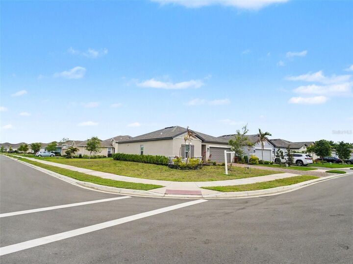 Property Photo: 5216 Senza Trail FL 34221