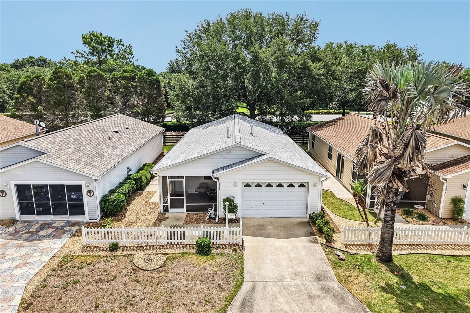 Property Photo:  2019 Thurmond Avenue  FL 32162 