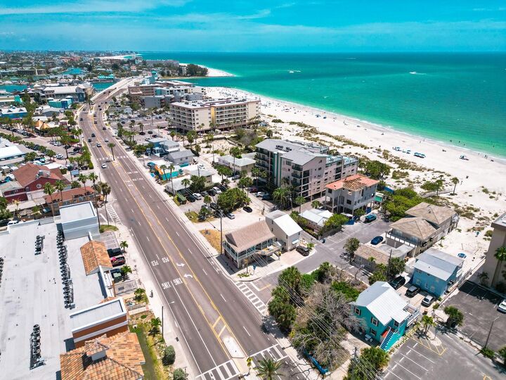 Property Photo:  13098 Gulf Boulevard  FL 33708 