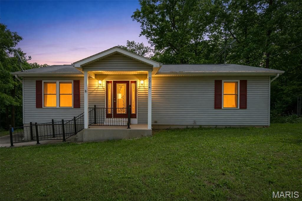 Property Photo: 2014 Mary Ann Court MO 63628