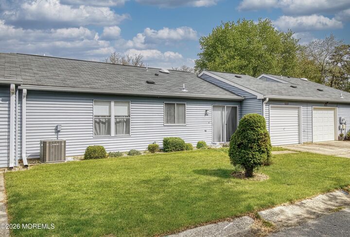 Property Photo:  943 Liverpool Circle  NJ 08759 