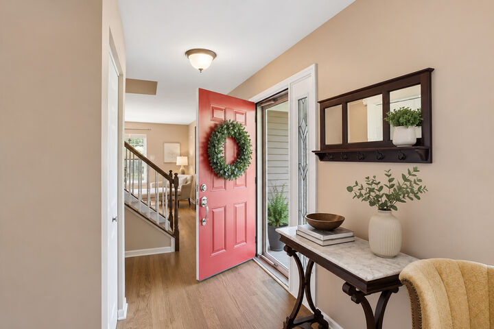 Property Photo:  1108 Willard Court  IL 60540 