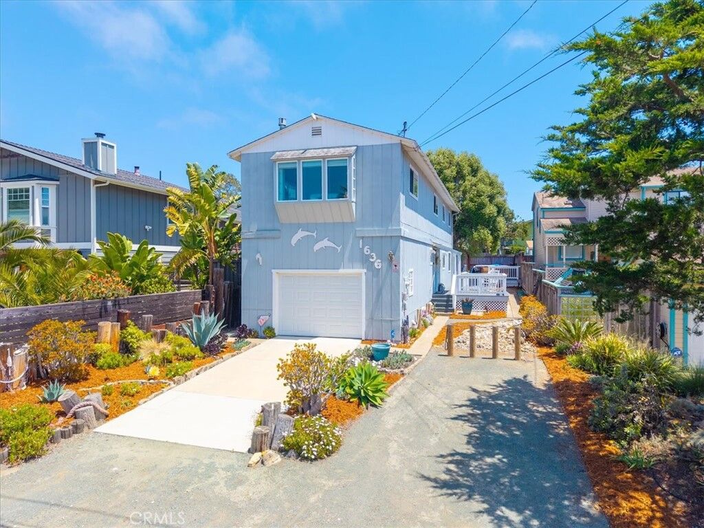 Property Photo:  1636 8th Street  CA 93402 