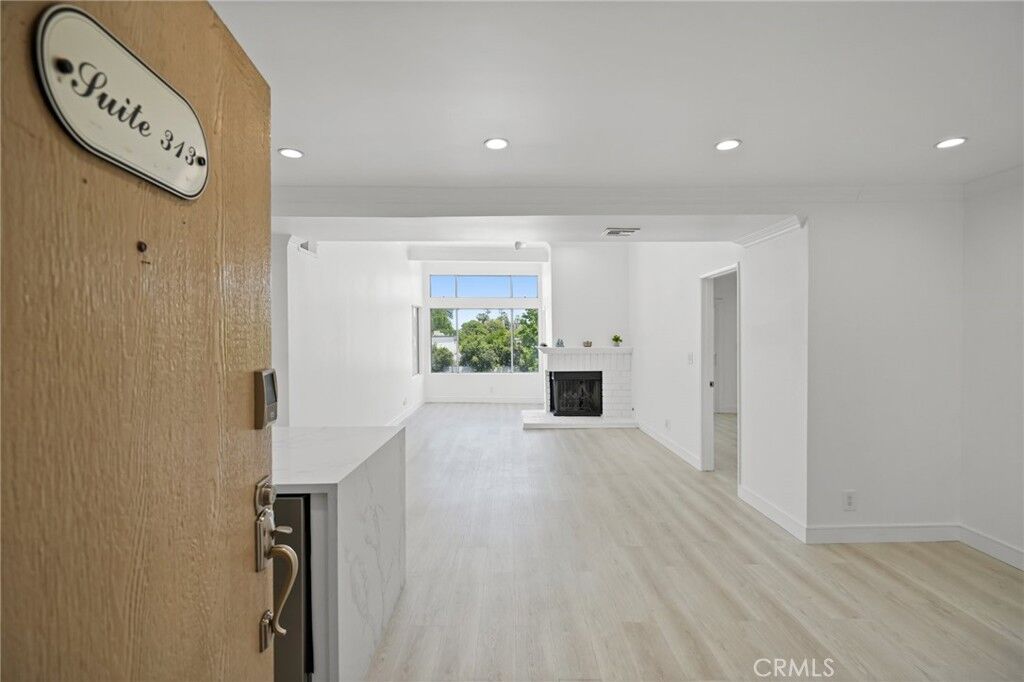 Property Photo:  7800 Topanga Canyon Boulevard 313  CA 91304 