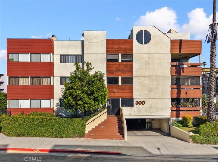 Property Photo:  300 S Reno Street 303  CA 90057 
