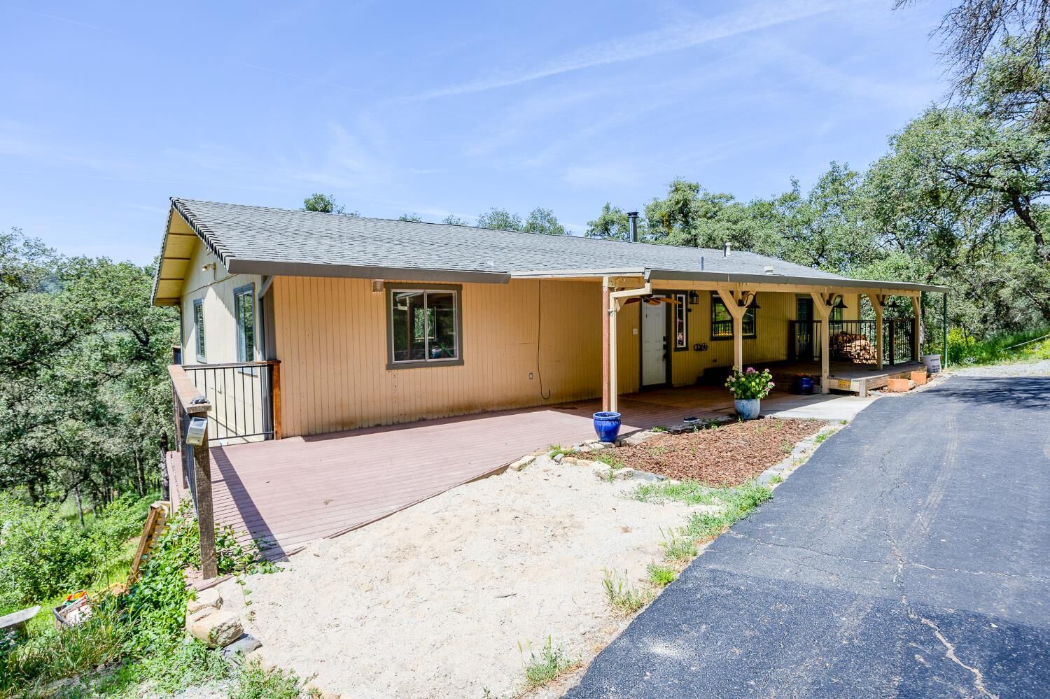 Property Photo: 10344 Peardon Road CA 95977