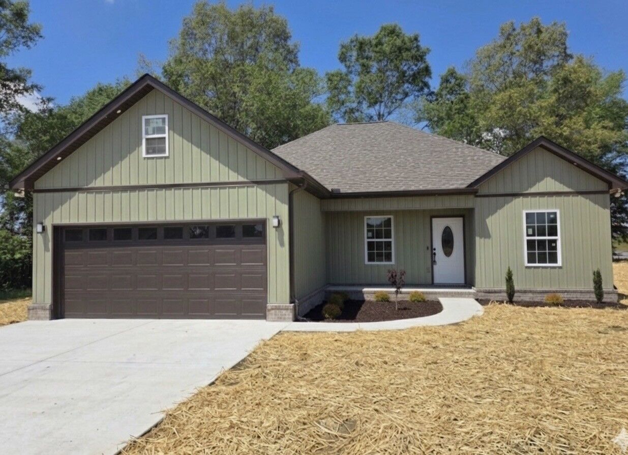 Property Photo:  591 Oak Tree Drive  TN 37110 