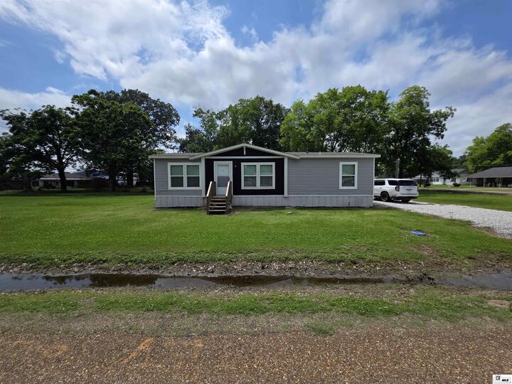 Property Photo:  121 Elizabeth Street  LA 71259 