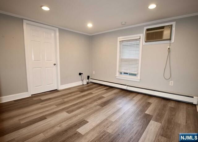 Property Photo:  323 Maple Avenue 2  NJ 07649 