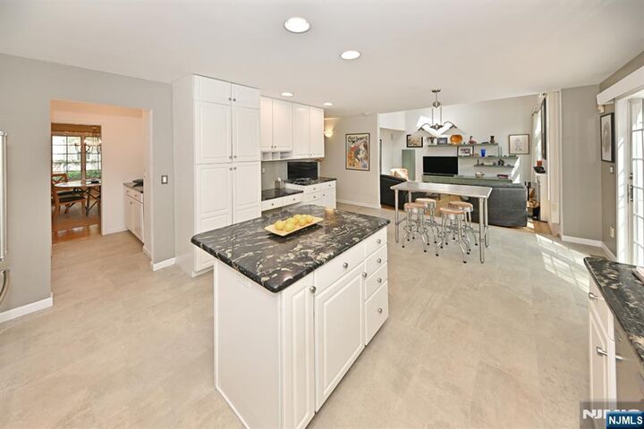 Property Photo:  6 Schill Place  NJ 07642 