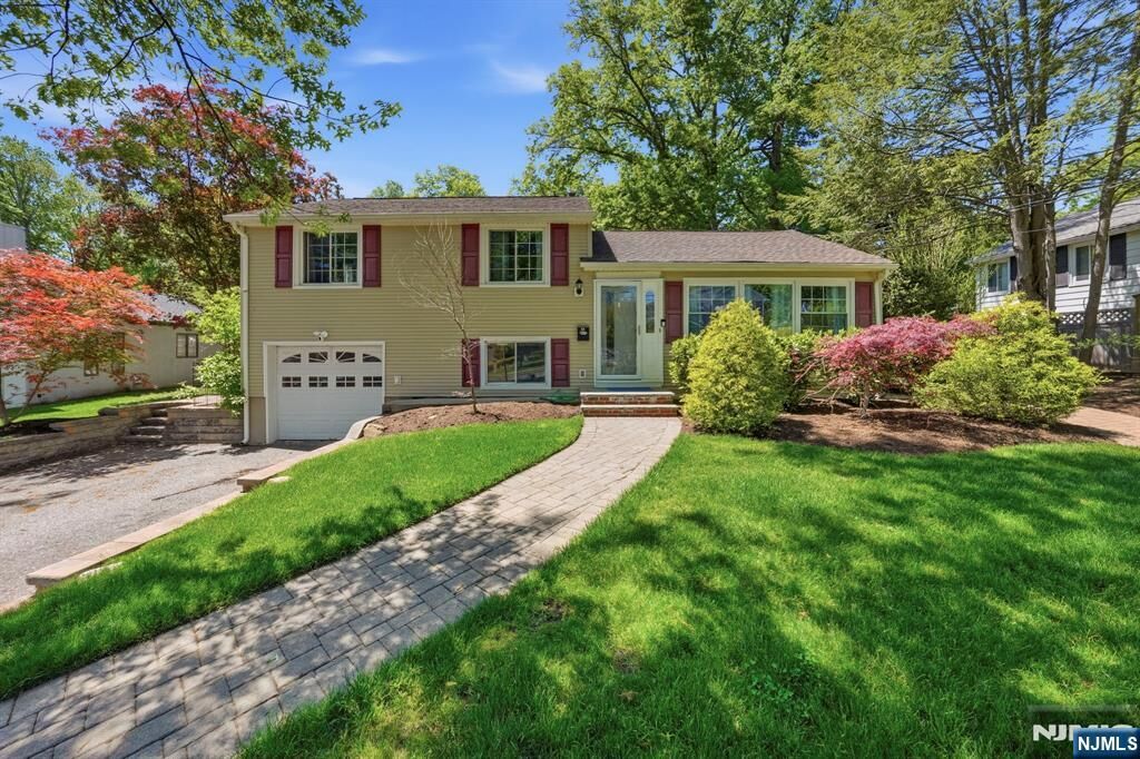 Property Photo: 12 Willis Drive NJ 07624