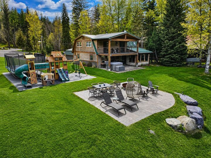Property Photo:  623 Delrey Road  MT 59937 