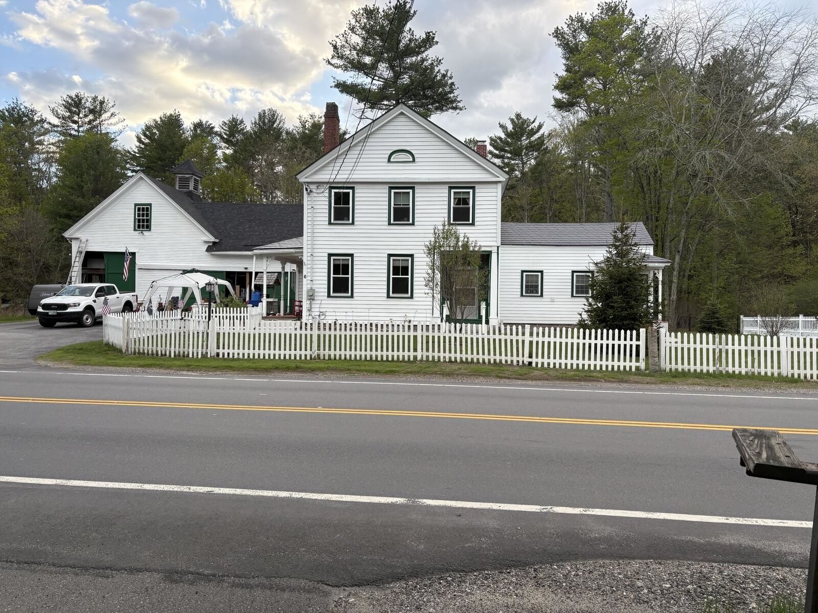 Property Photo: 6 Mammoth Road NH 03087