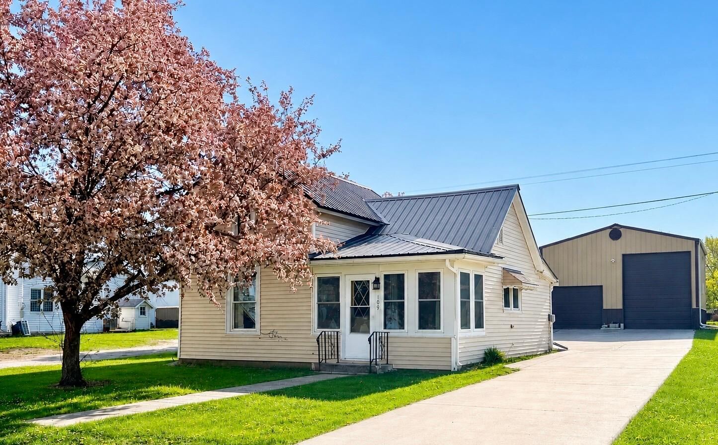 Property Photo:  109 Minnesota Street  MN 55961 