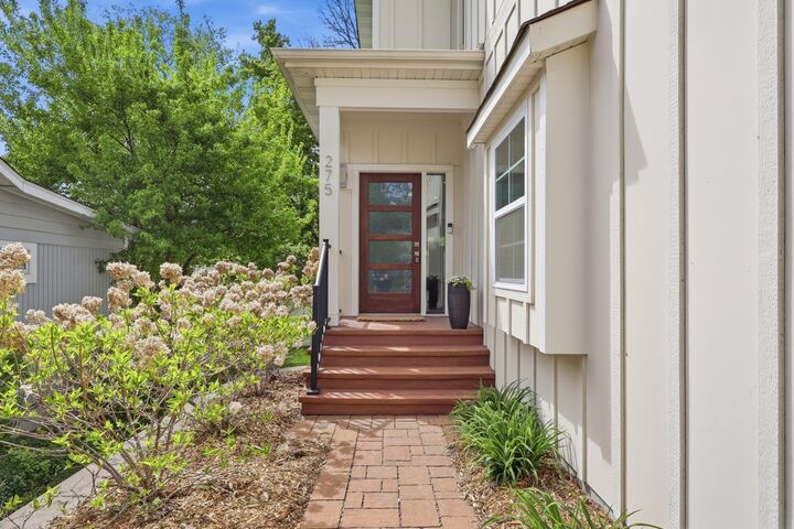 Property Photo:  275 Crestview Avenue  MN 55356 