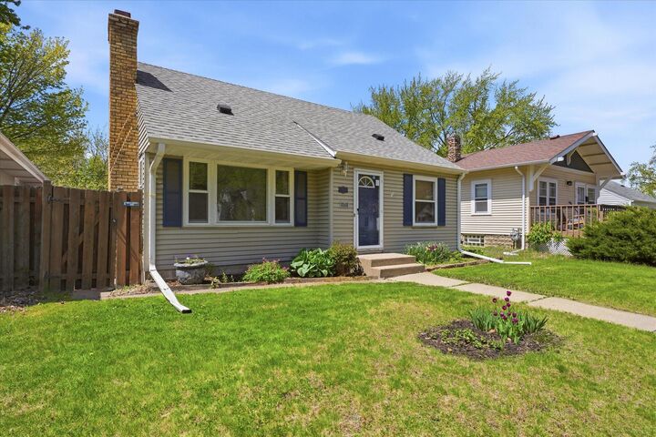 Property Photo:  5512 35th Avenue S  MN 55417 