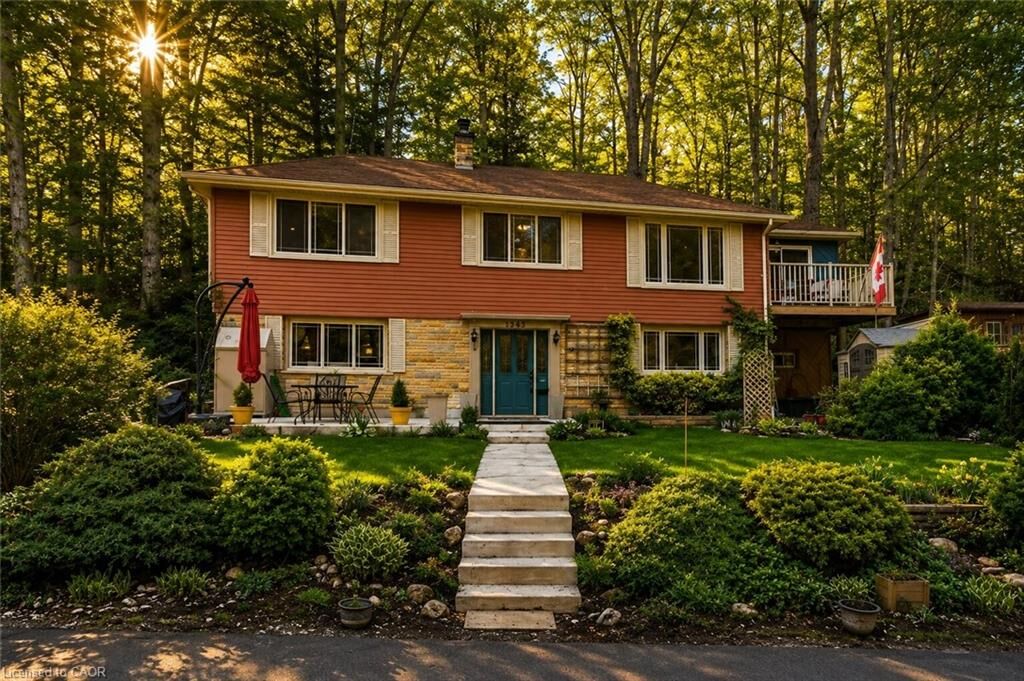 Property Photo:  1343 Hidden Valley Road  ON L7P 0T5 