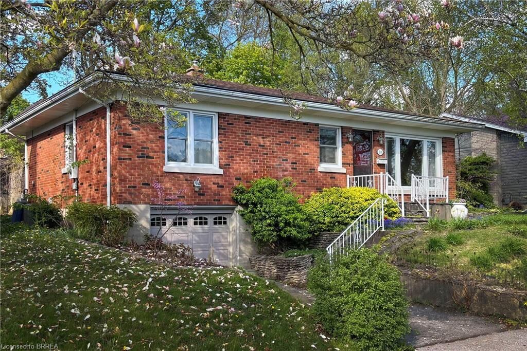 Property Photo:  38 Slater Street  ON N3T 4N9 