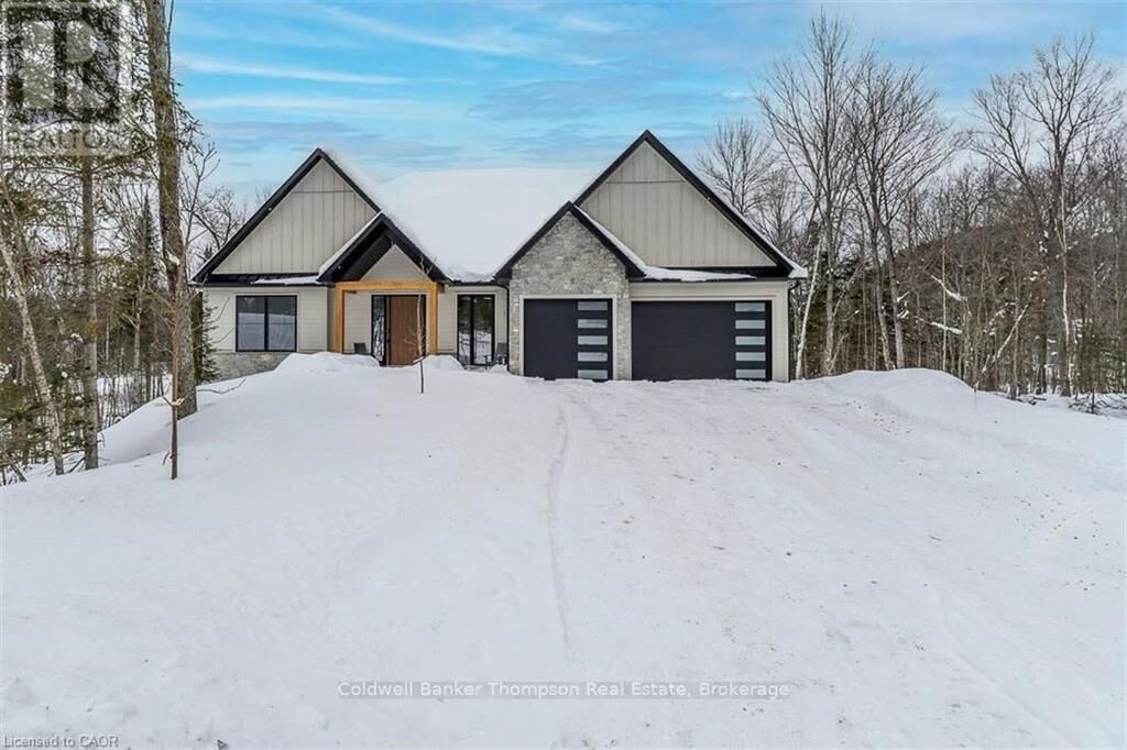 Property Photo:  11 Glen Eagle Court  ON P1H 1B1 