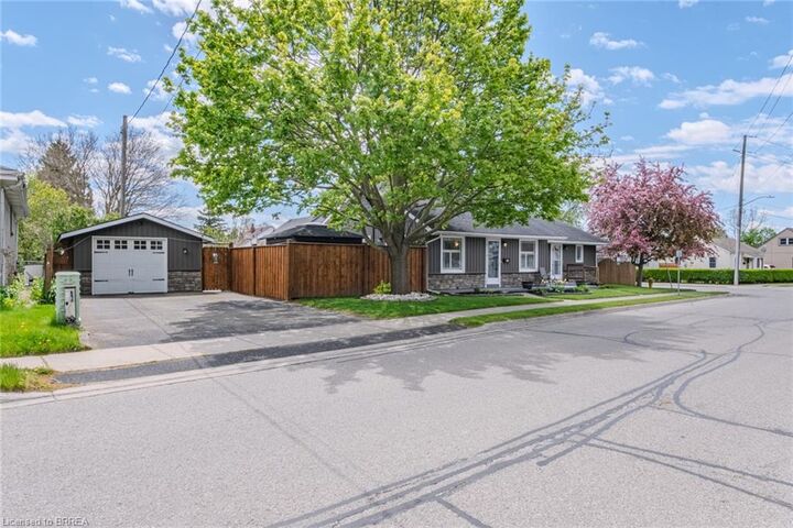 Property Photo:  36 Crandell Avenue  ON N3S 1C9 