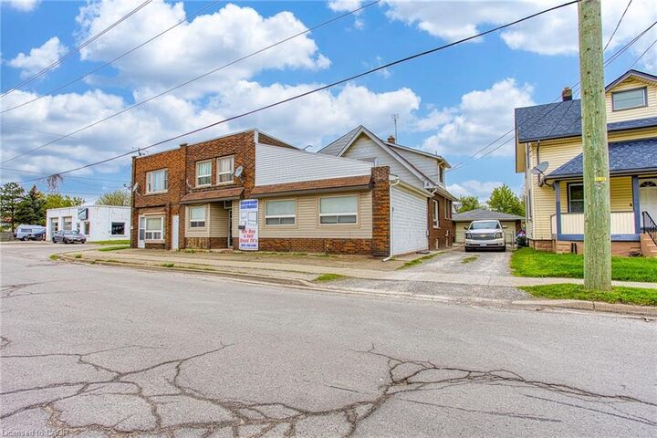 Property Photo:  4727-4729 Ferguson Street  ON L2E 2Z4 