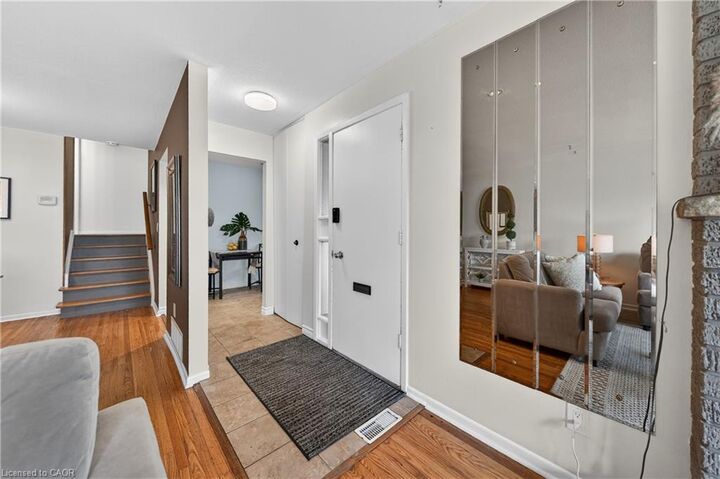 Property Photo:  1177 Westerdam Road  ON L4Y 2H3 