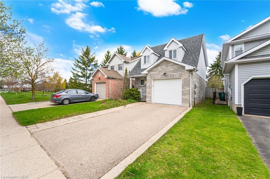Property Photo:  232 Auburn Drive  ON N2K 3T3 