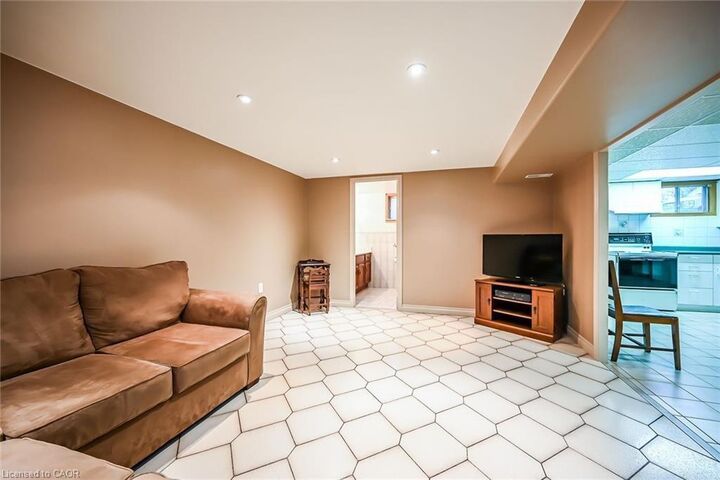 Property Photo:  132 Howe Avenue B  ON L9A 1X6 
