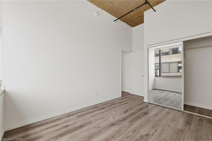 Property Photo:  30 Duke Street 2302  ON N2H 3W5 