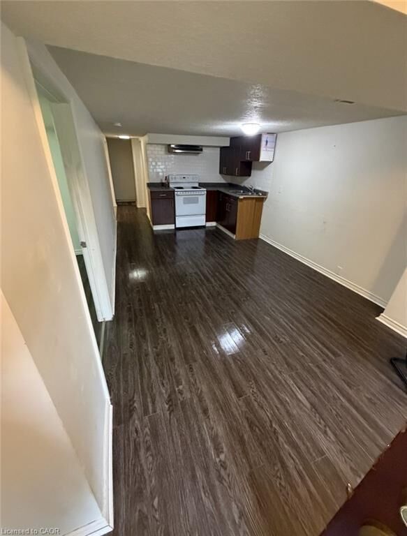 Property Photo:  456 Jackson Street W  ON L8P 1N4 