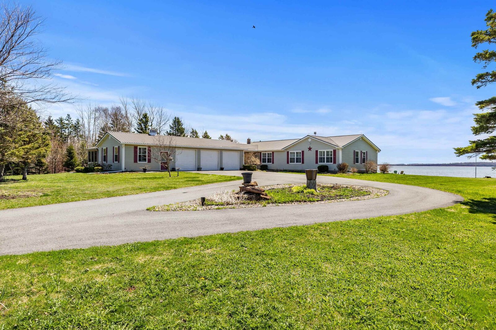 Property Photo:  1111 McInnis Point Road  PE C0A 2E0 