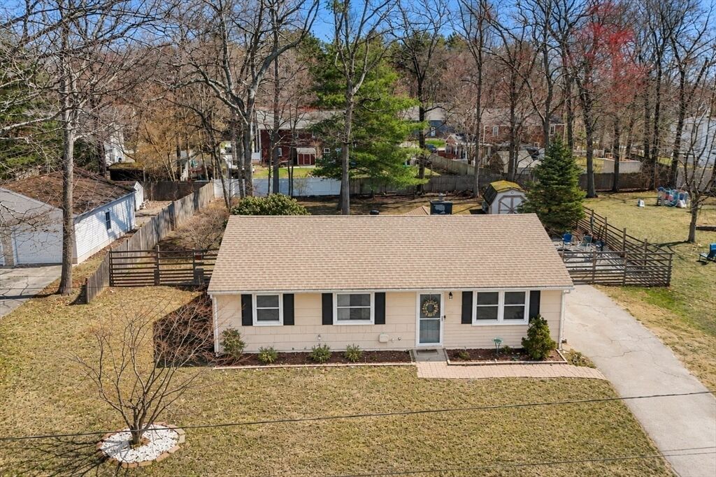 Property Photo: 5 Crestwood Ave MA 02762