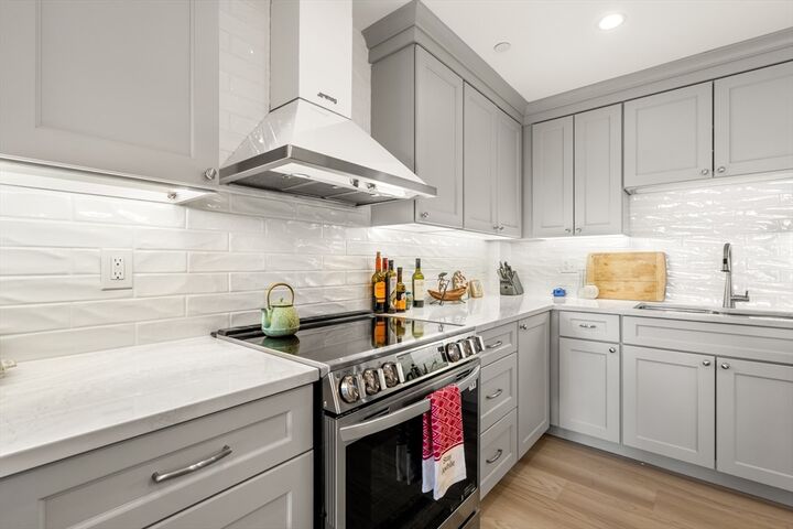 Property Photo:  1 Seal Harbor Rd 300  MA 02152 