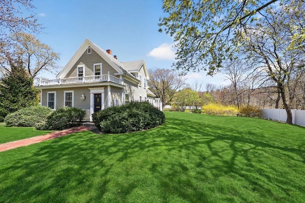 Property Photo:  1154 Main St  MA 02043 