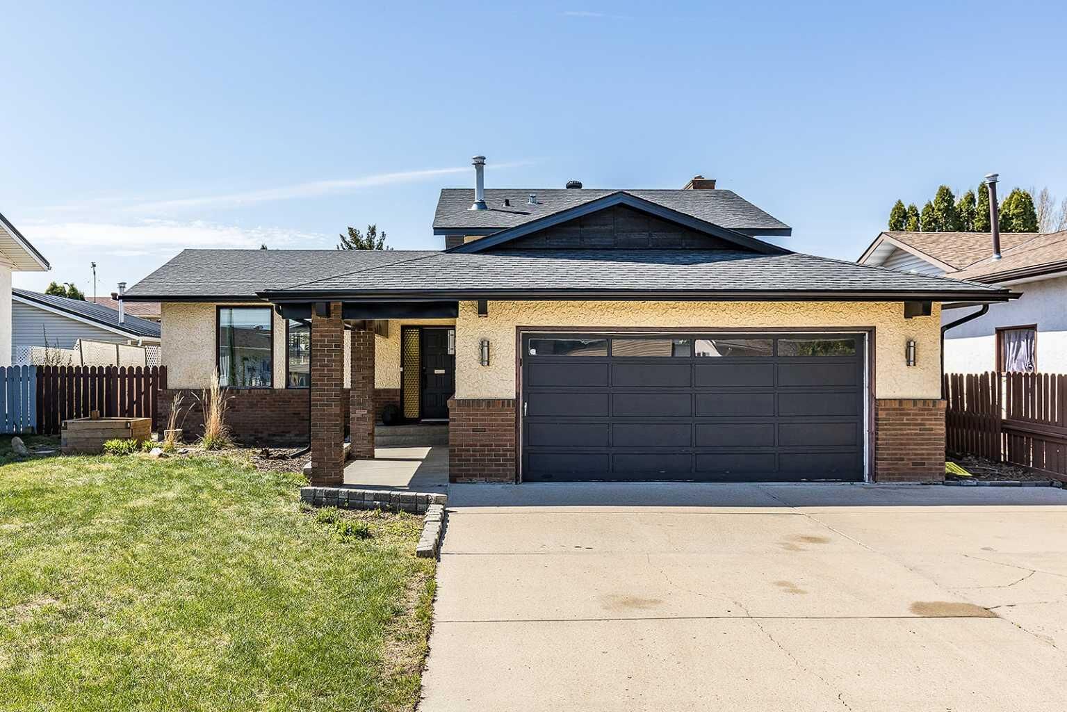 Property Photo:  21 East Glen Court SE  AB T1B 2Z6 