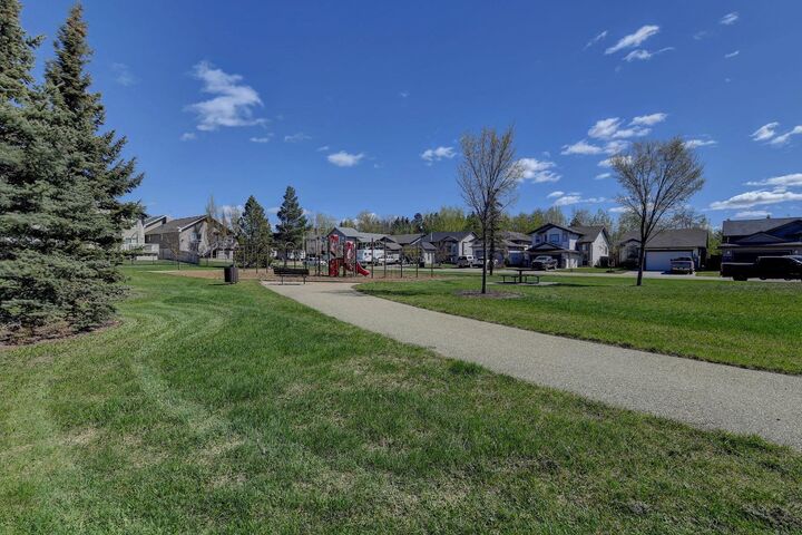 Property Photo: 6910 88A Street AB T8X 0C1