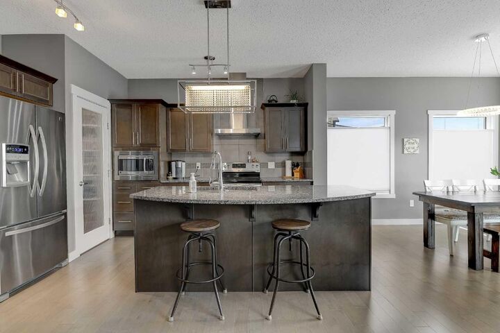 Property Photo:  8837 86A Avenue  AB T8X 0P4 