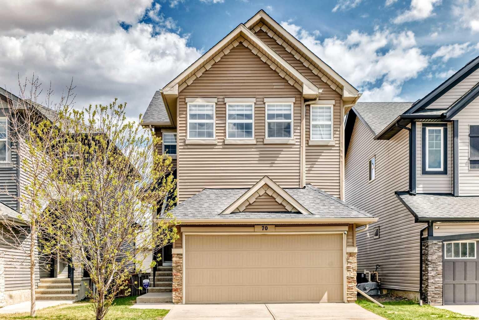 Property Photo:  70 Sage Berry Way NW  AB T3K 0K9 