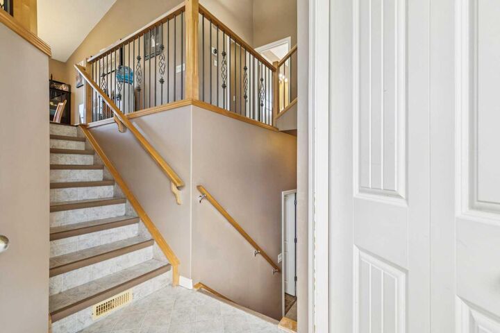 Property Photo: 232 Hillcrest Court AB T1P 1W2