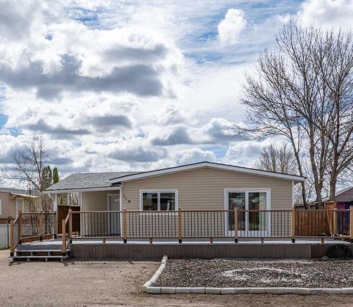 118 Anson Avenue SW — photo 1